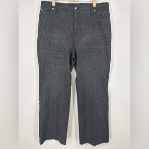 NWOT Ellen Tracy Black Straight Leg Jeans 16